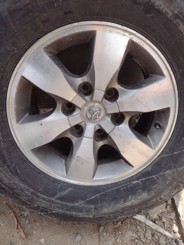Jogo de roda Hilux 