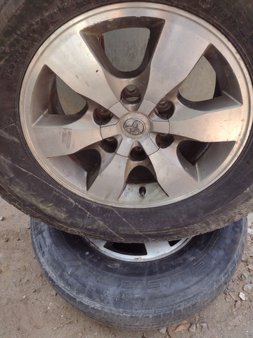 Jogo de roda Hilux  - Foto 2