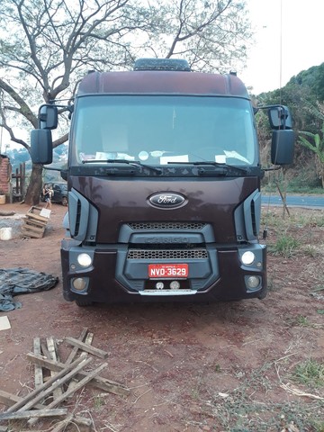 CAMINHÃO BTRUK 2428