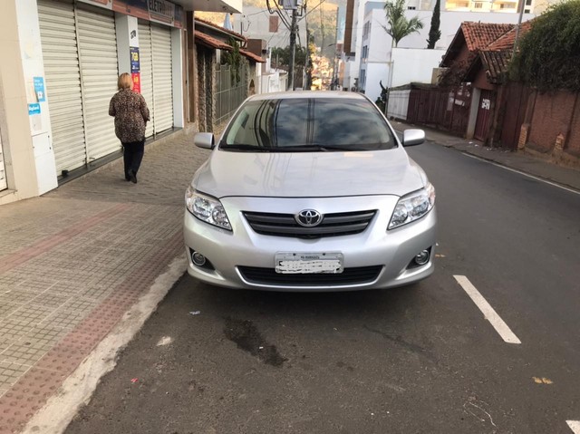 COROLLA 2011