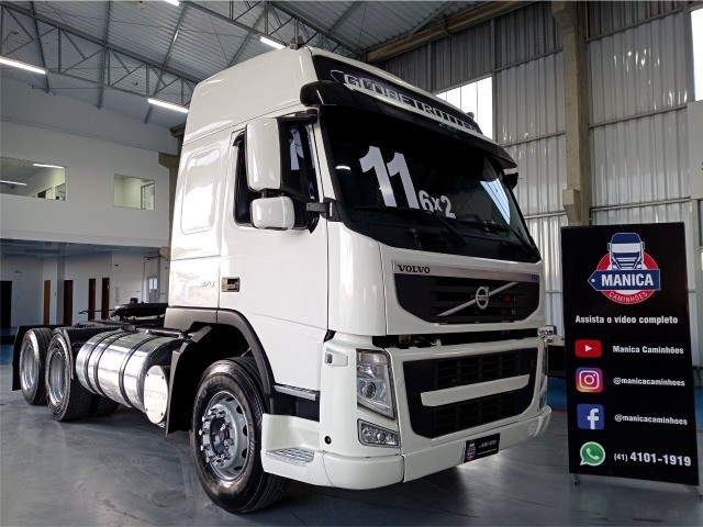 VOLVO FM 370 6X2 GLOBETROTTER 2011