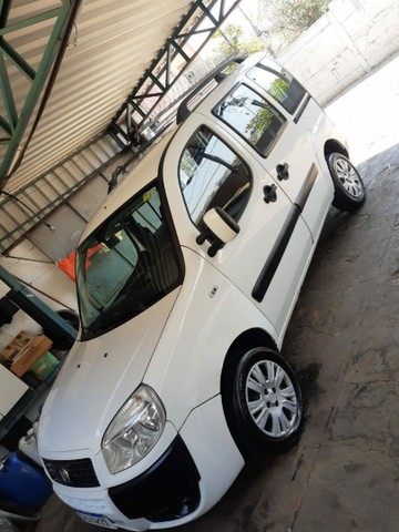 DOBLO ESSENCE 1.8 2014