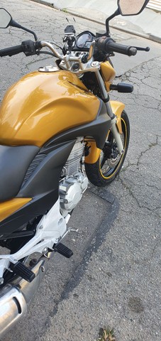 CB 300 CONSERVADA