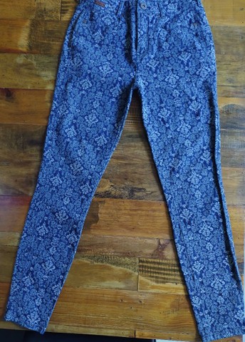 Calça jeans estampada Dzarm - Foto 2