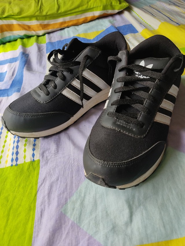 sapato social da adidas