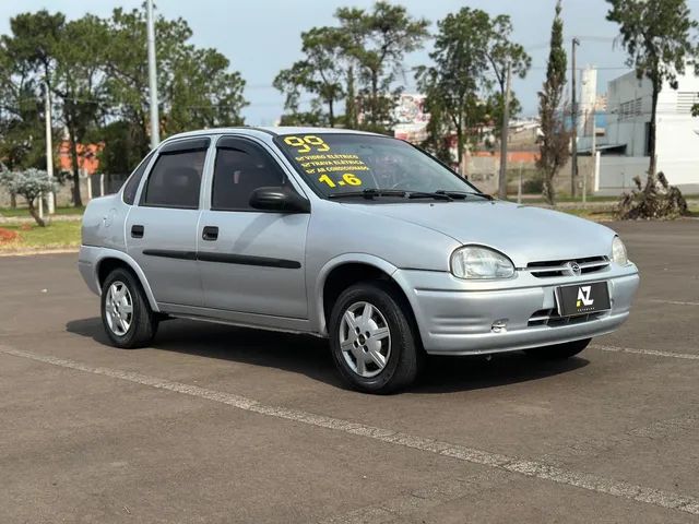 GARAGE MOTORS AM - Chevrolet Corsa-sedan - 2004