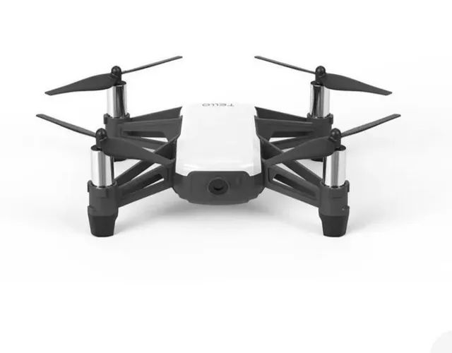 Vendo Drone DJI Tello Boost Combo com câmera HD branco 2.4GHz
