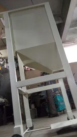 Balança automática e cavalete e mexedor (25 a 60 kg dependendo do produto a ser pesado).  - Foto 6