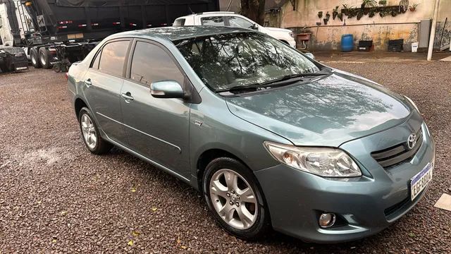 Toyota Corolla 2019 em Araucária - Usados e Seminovos