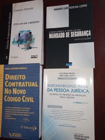 Livros de Direito diversos (ler descrição)
