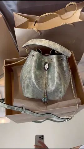 Bolsa lateral de marca de luxo bvlgari