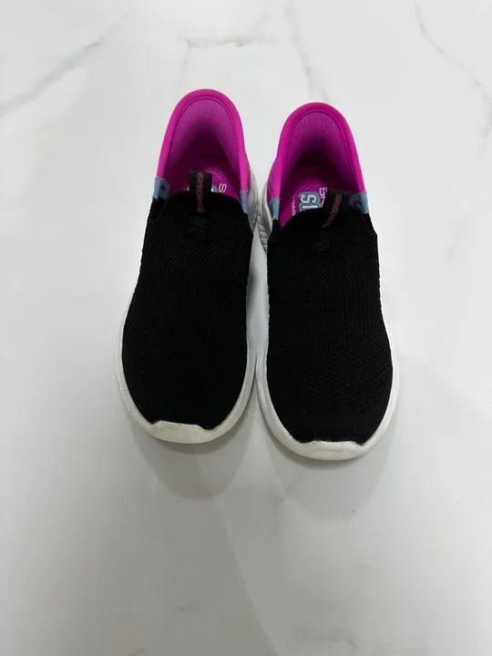 Tênis Skechers infantil - Número 27 - Preto e Rosa
