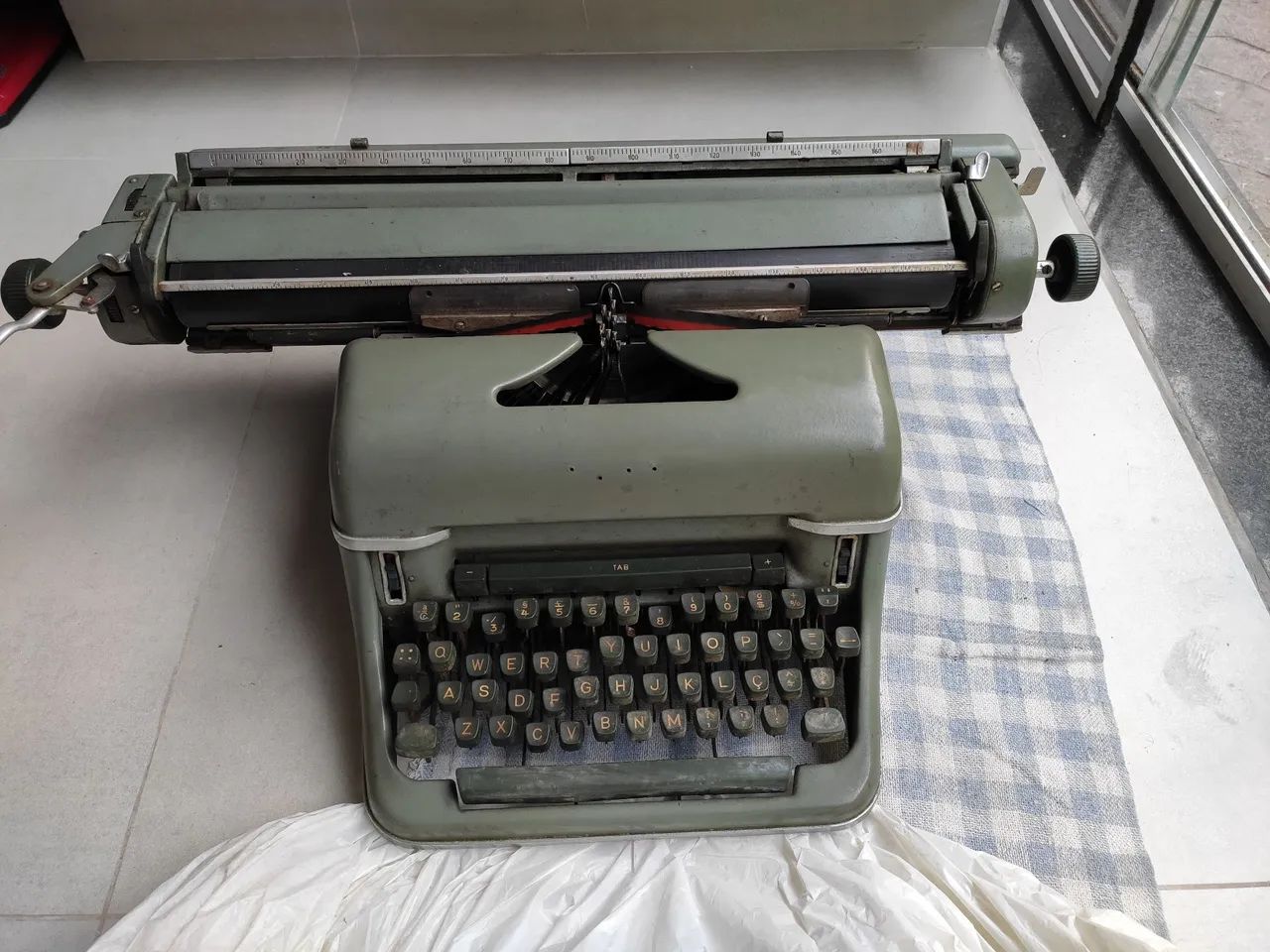 Máquina de escrever Olympia