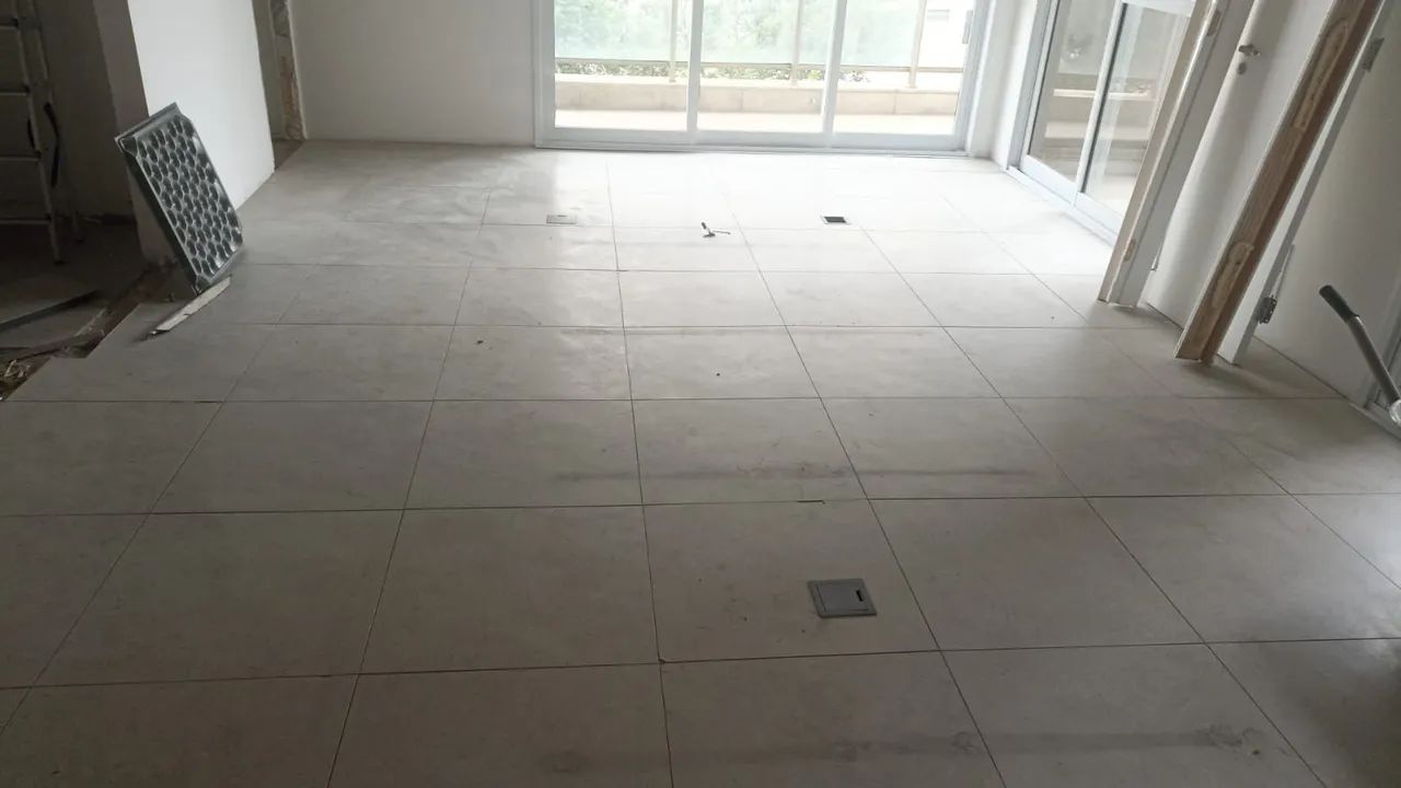 piso elevado em aço usado