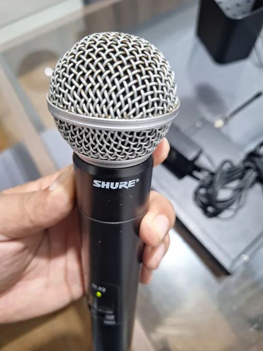 Microfone Sem Fio Shure SLX4 - Beta SM58 - Foto 2