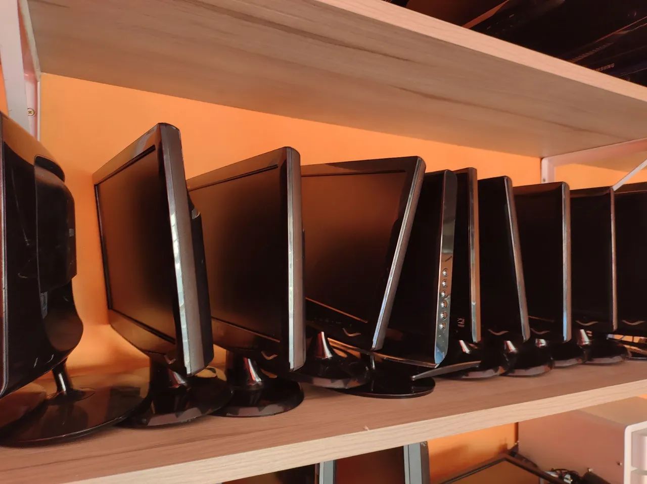 Monitor LG Samsung positivo 16 Pol vga