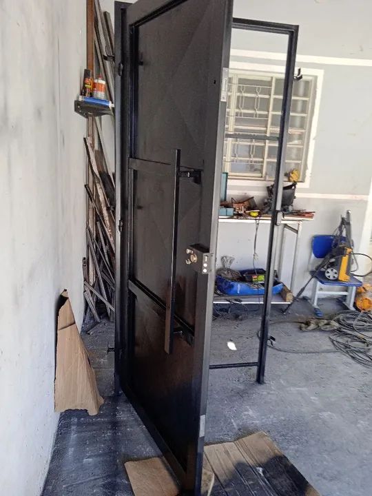 Porta Reforçada de segurança com três fechadura  - Foto 3