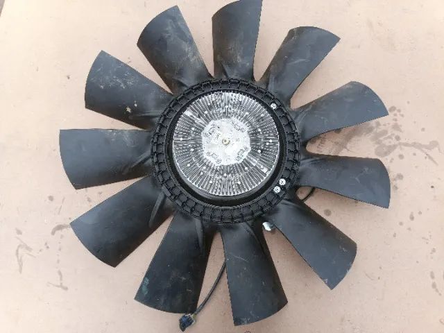 Hélice viscosa Escavadeira JCB JS 300 p/n 400/E2362