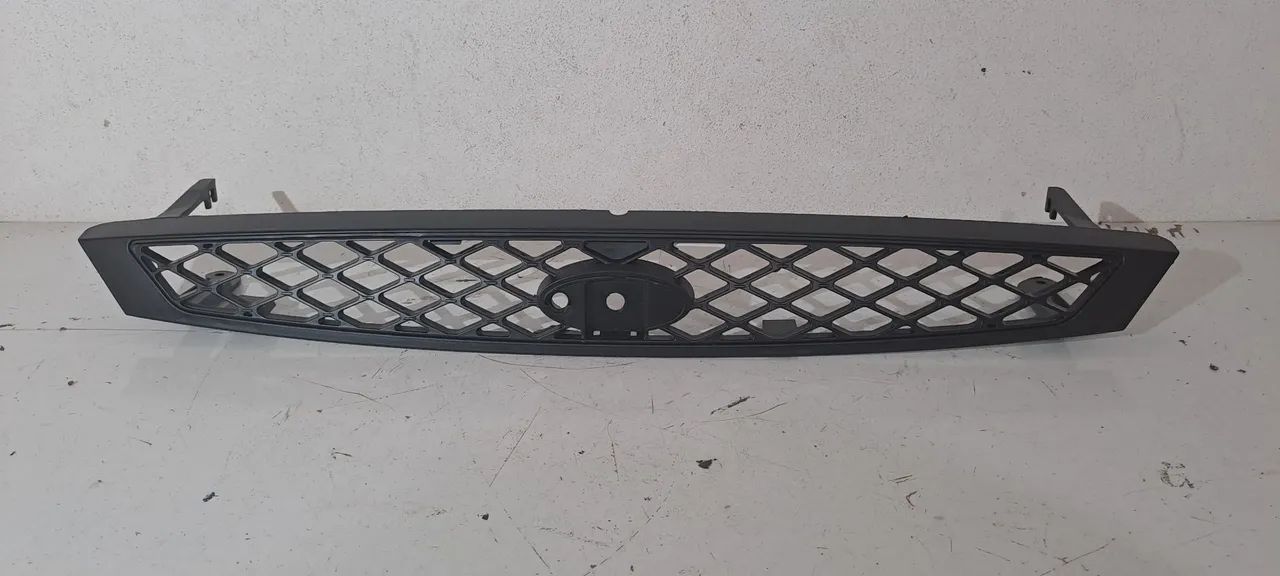 Grade Frontal Ford Focus 2000/ 2003 PRODUTO NOVO