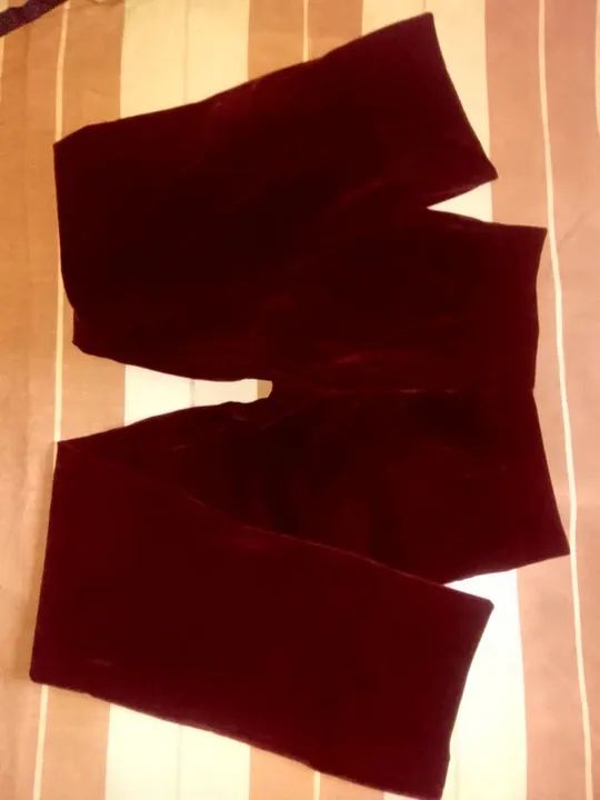 BLUSINHA TAM.P & CALÇA N°42. - Foto 4