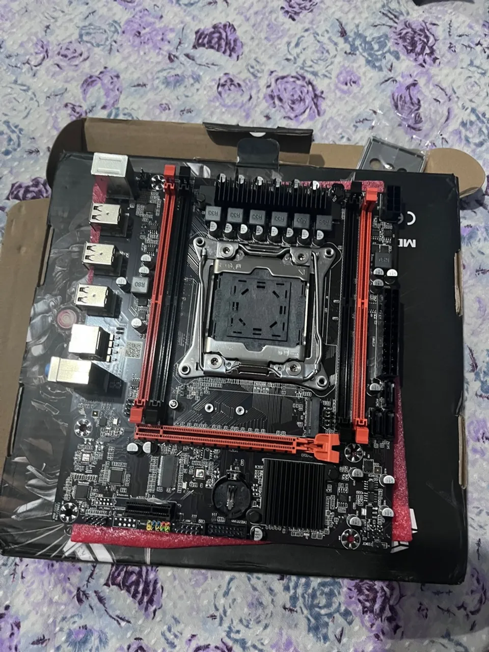Placa mãe xeon x99 nova 150 no pix!