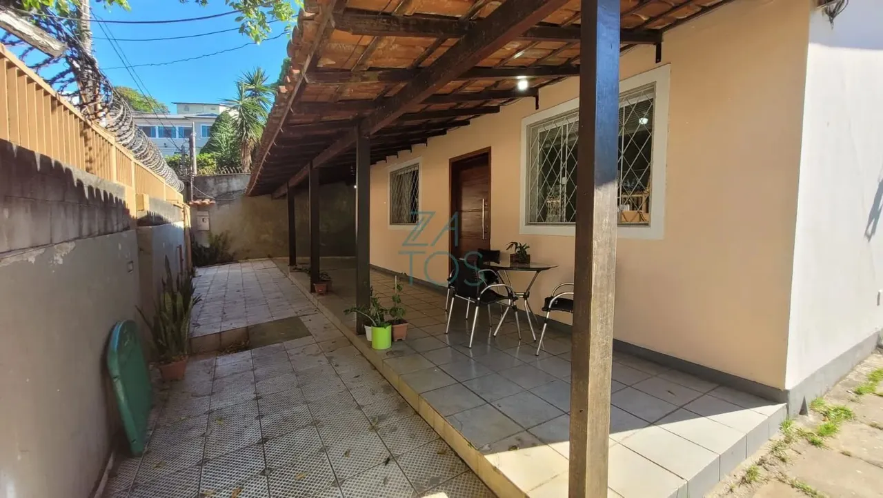 Casa Ampla 4 quartos no centro de Vila Velha