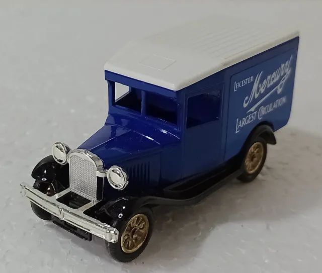 Lledo Days Gone - Ford Model A Van (Leicester Mercury) - Foto 2