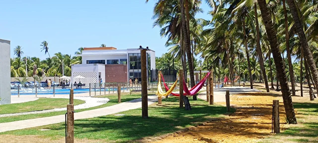 Vendo Lote Cond. Villaredo Barra ( frente nascente )