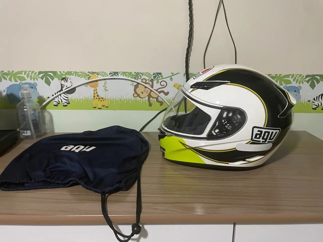 Capacete AGV- Tamanho 59-60 zero  - Foto 4