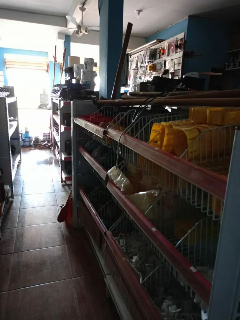 Matérias para ferragens e hidráulicas - Foto 13