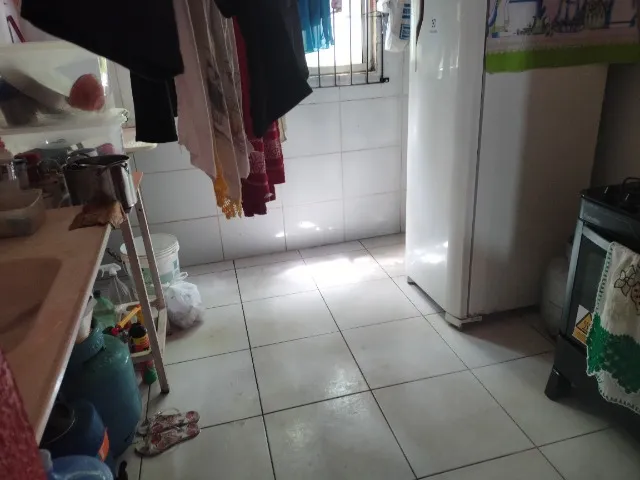 Vendo apartamento no macapaba 2 aceita -se carro ou moto ? na negociação
