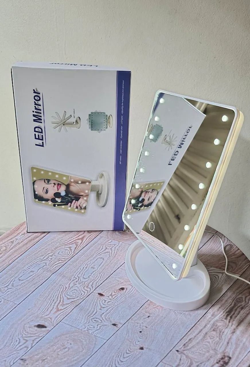 Espelho com luz led para maquiagem  - Foto 4