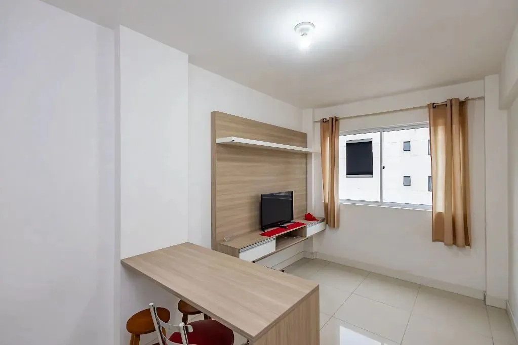 Apartamento com 1 dormitório para alugar, 34 m² por R$ 2.606,06/mês - Portão - Curitiba/PR