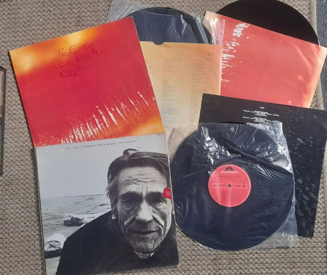 Lote 2 LP-VINILs THE CURE,  - Foto 2