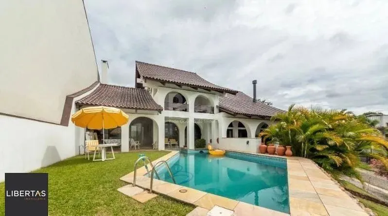 Casa para Venda - 456m², 3 dormitórios, sendo 2 suites, 2 vagas - Vila Assunção