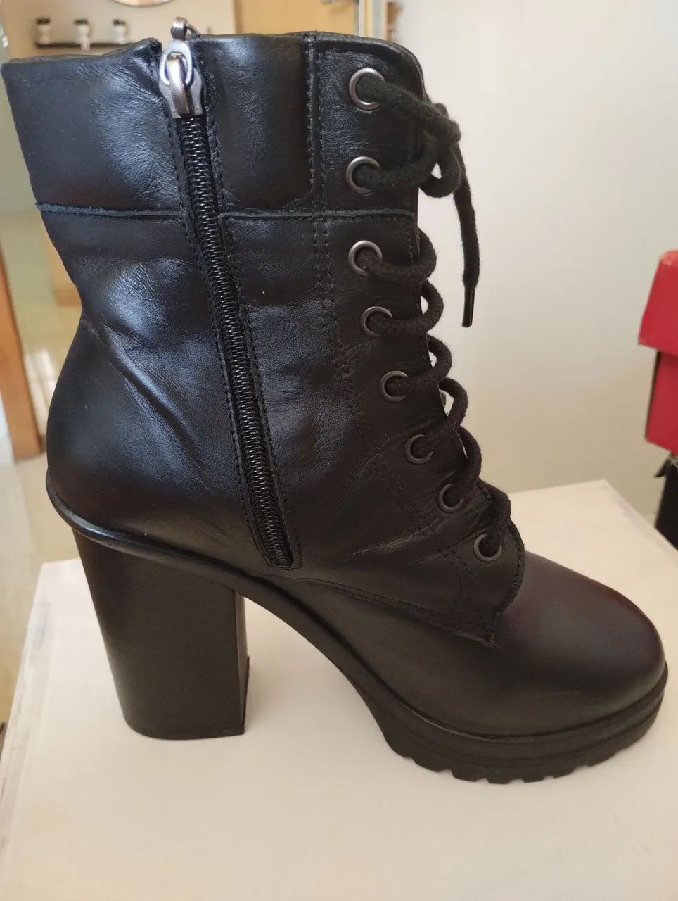 Bota feminina Constanse - Foto 2