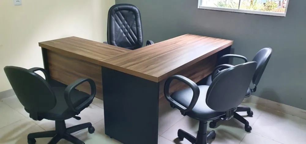 Mesa de escritório em L com gavetas - Nova  - Foto 4