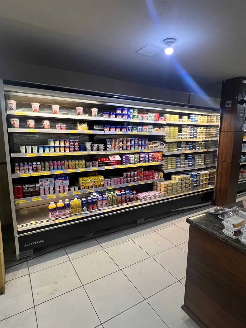 Expositor Refrigerado Comercial - Eletrofrio - Foto 2