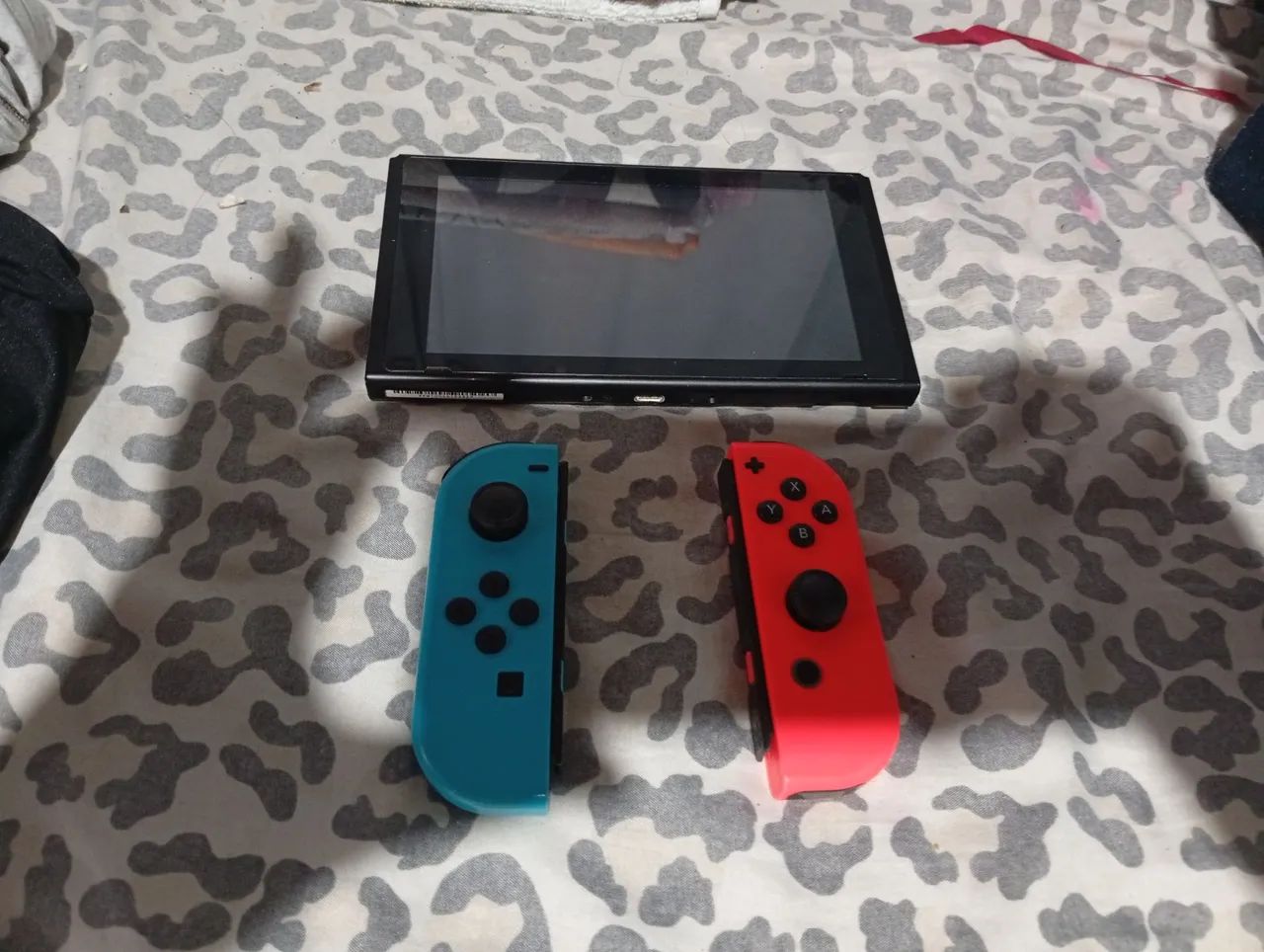 Nintendo Switch - Azul e Vermelho - Foto 3