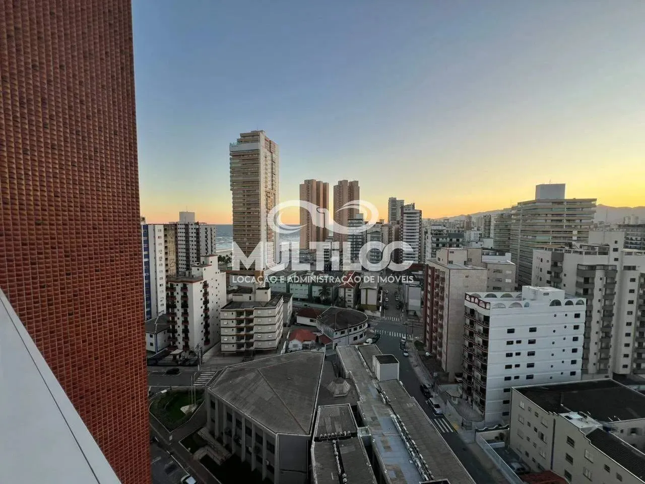 Sala Comercial para aluguel, no bairro Boqueirão em Praia Grande