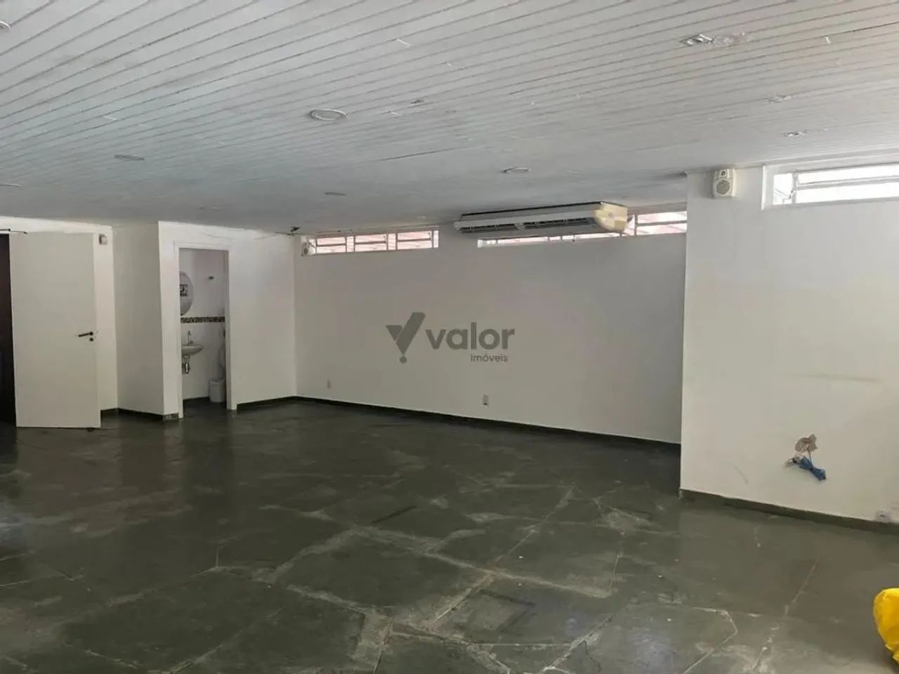 Casa para alugar em Campinas, Cambuí, com 3 quartos, com 223.65 m² - Foto 5