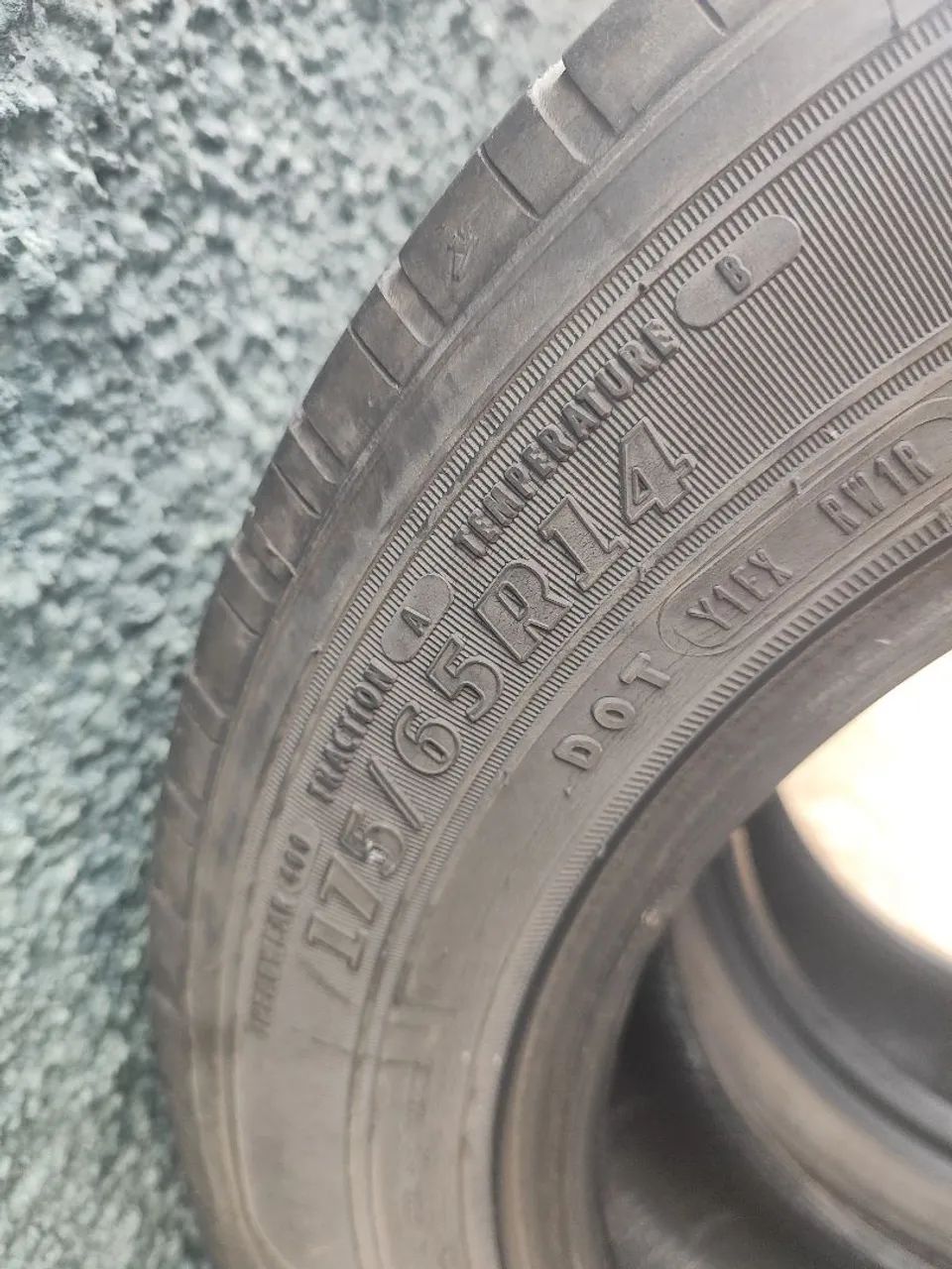 Pneu Goodyear aro 14 meia vida - Foto 3