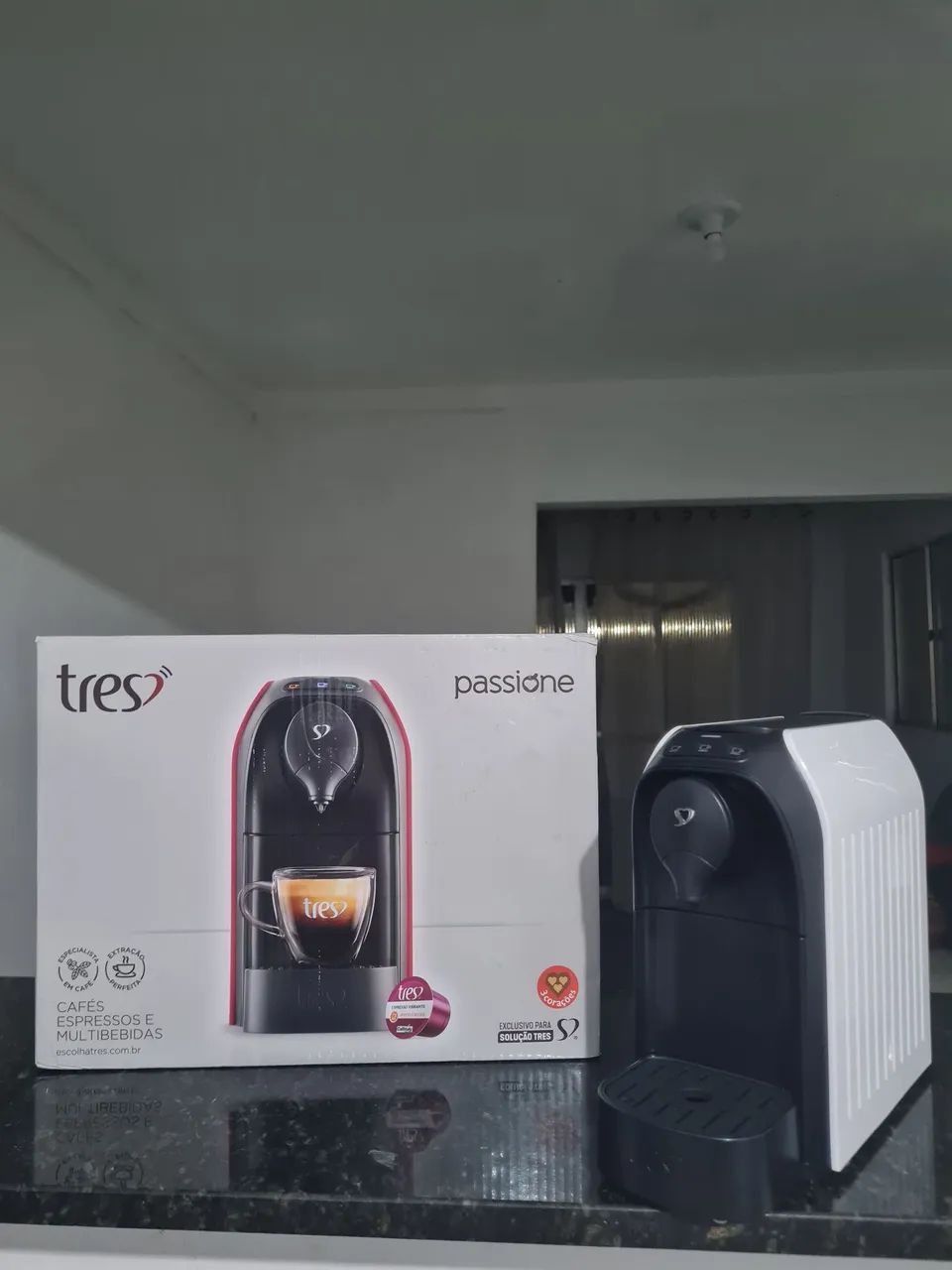 Cafeteira 3 coracões expresso Passione 