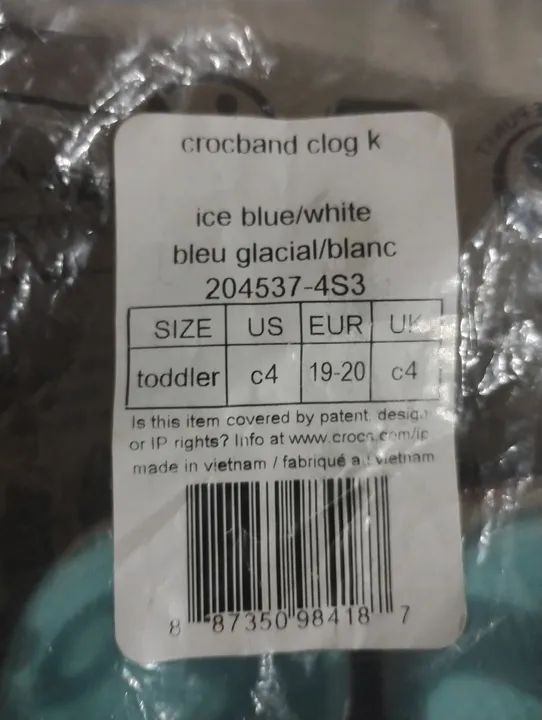 Sandálias Crocs infantis - Azul Bebê - Foto 5