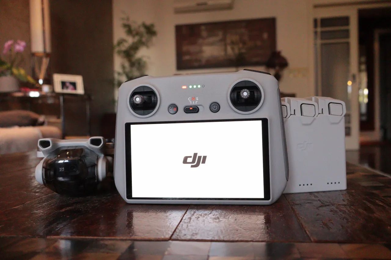 Drone DJI Mini 3 Fly More Combo - Foto 4