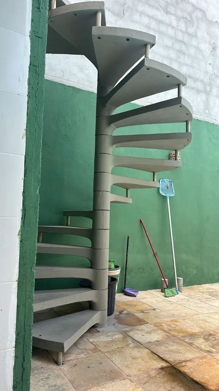 Escada caracol de concreto  - Foto 6