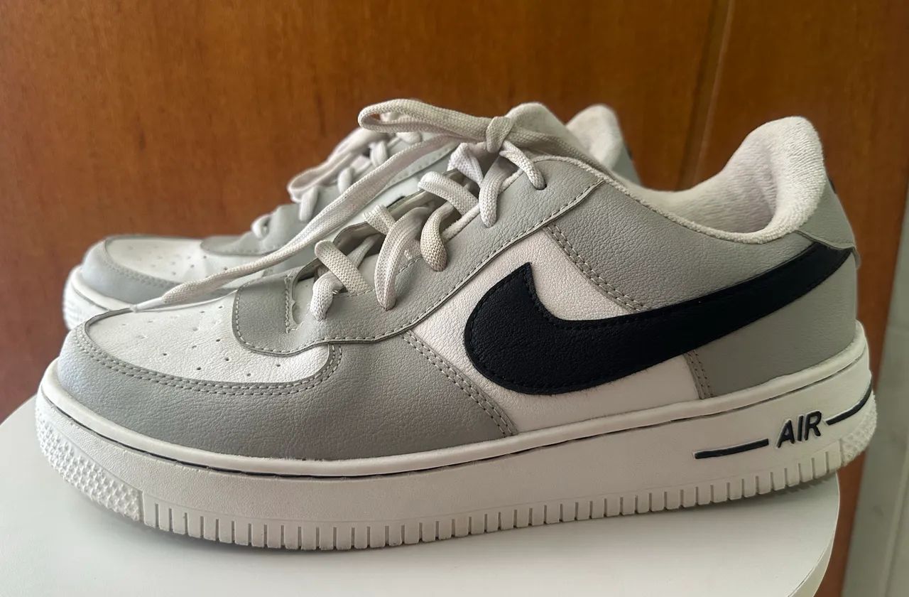 Tênis Nike Air Force 1 de cano baixo- T 44 - Contratipo - Foto 3