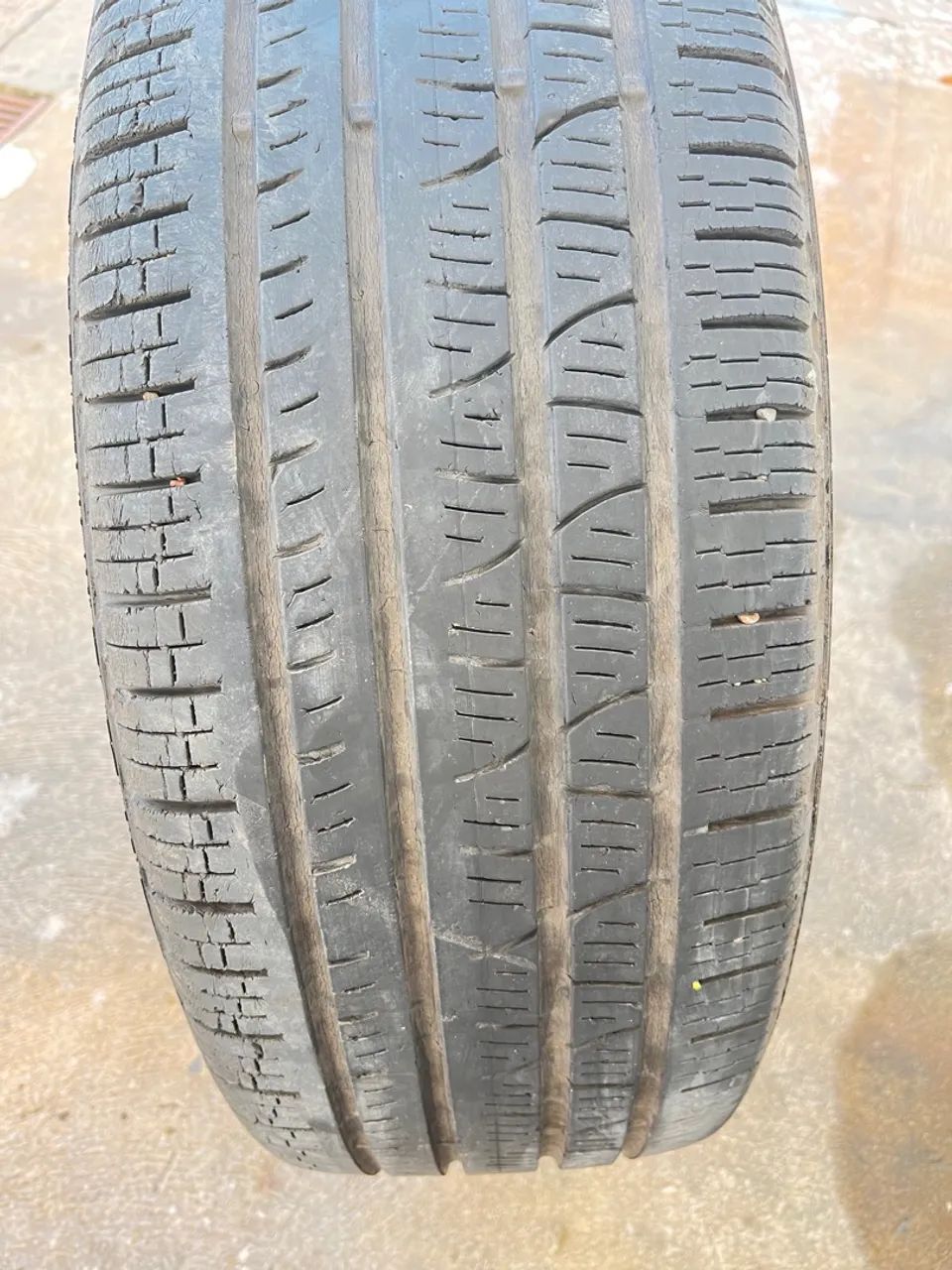 Pneu Pirelli 225/60/17 - Foto 4