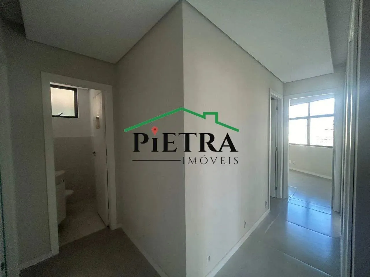 Sala no Vila Da Serra para locação!