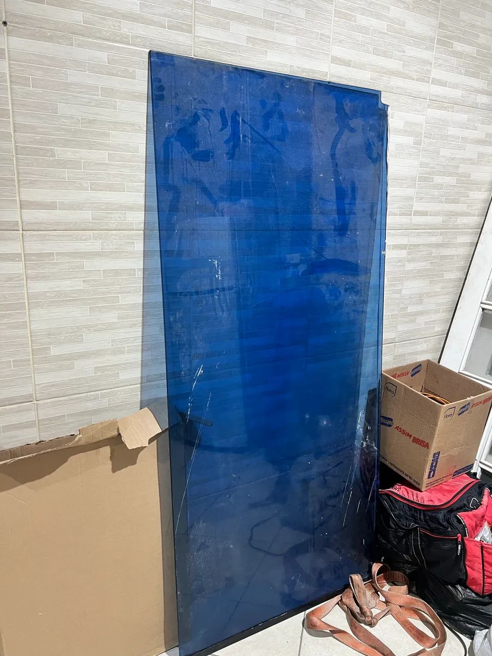 Porta de vidro 64750514398338120